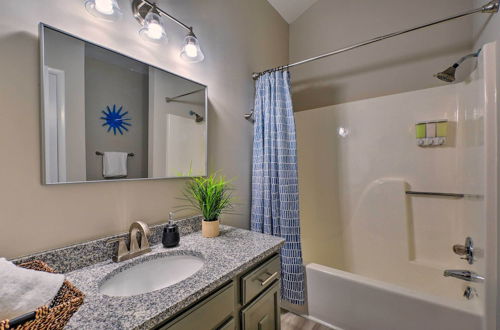 Photo 11 - Spacious Huntsville Condo: Proximity to Dtwn