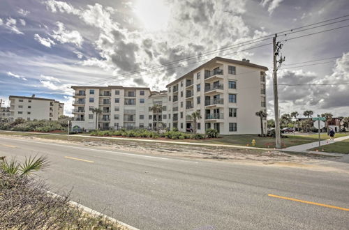 Foto 23 - Oceanfront Ormond Beach Condo w/ Pool