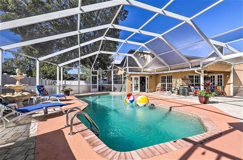 Foto 8 - Cozy Home in Heart of Tampa w/ Lanai & Pool