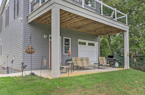 Photo 10 - Waterfront Greenwood Getaway w/ Deck & Grill