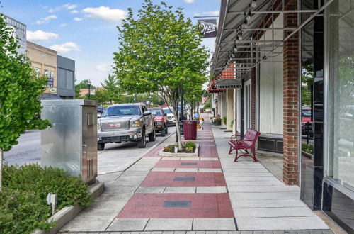 Photo 11 - Luxurious Downtown Townhouse