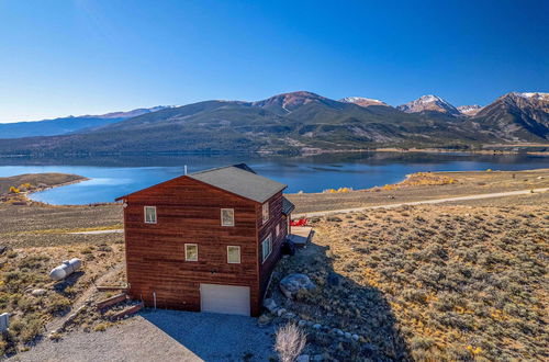 Photo 17 - Breathtaking Lake-view Retreat w/ On-site Hiking