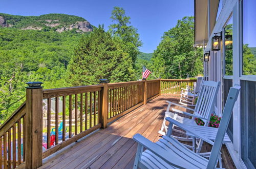 Foto 11 - Unique Chimney Rock Home w/ Breathtaking View