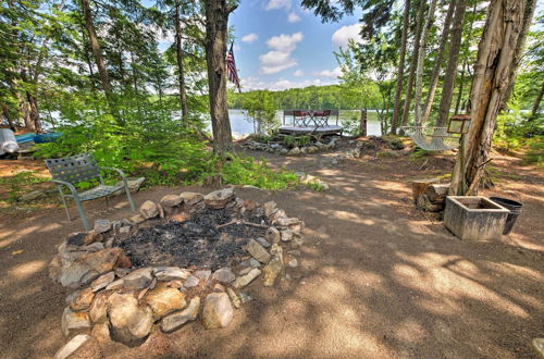 Photo 19 - Waterfront Great Pond Cottage w/ Hot Tub & Deck