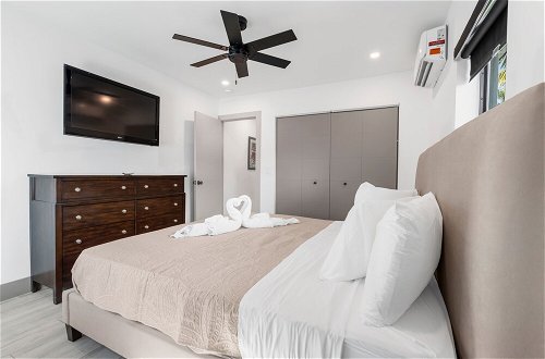 Foto 23 - Lauderdale 1 Bedroom Lux by Opus