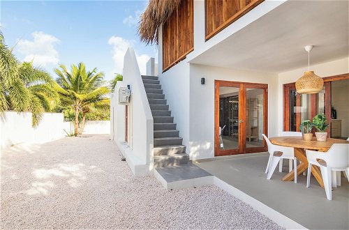 Foto 41 - Luxurious Villa Blou, Steps From Beach Jan Thiel