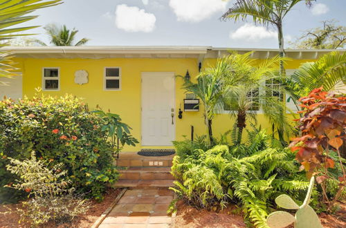 Photo 23 - West Palm Beach Home w/ Fenced-in Yard & Deck