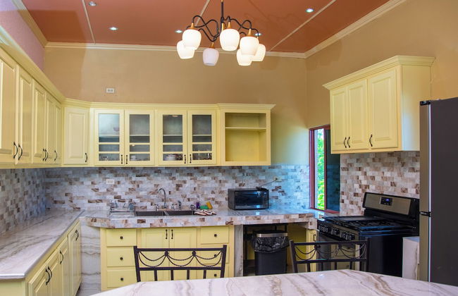 Beach-Pool-Sun-family-6 bedroom getaway - Photo 31