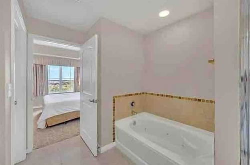 Photo 13 - 1 BED Suite The Point Orlando Universal