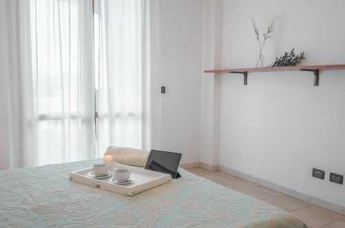 Photo 11 - Stylish Residence Le Fontane 2 Bed Apartment Sleeps 6-7