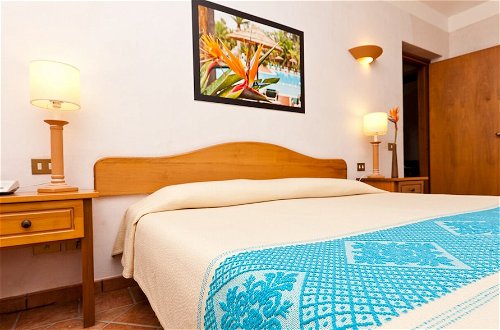 Foto 11 - Fantastico Baia de Bahas Residence Sea View 2 Bedroom Sleeps 6