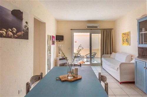 Foto 27 - Fantastico Baia de Bahas Residence Sea View 2 Bedroom Sleeps 6