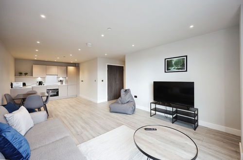 Photo 10 - Seven Living Residences Slough - Luxury Apartments