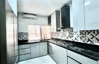 Photo 3 - Luxury, Contemporary 4-bed Apartment in Ikoyi