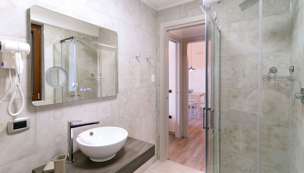 Badezimmerausstattung