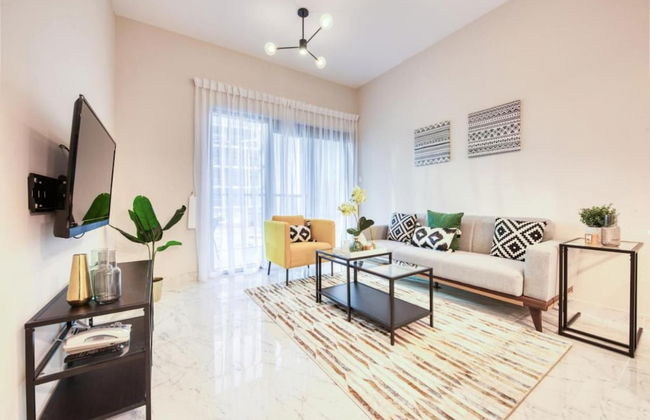 Elite LUX Holiday Homes - Stylish 1 BR Pool World Class Gym in Dubai South - Foto 1