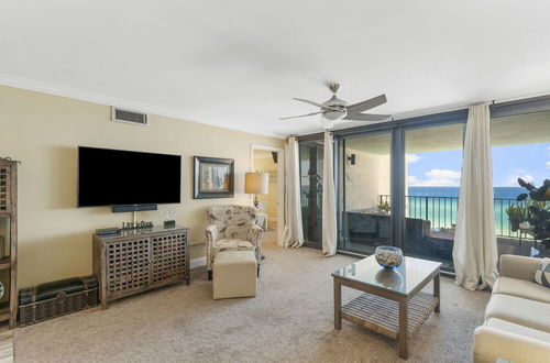 Foto 16 - Stunning 2/2 Designer Condo w Coastal Appeal Right on the Gulf