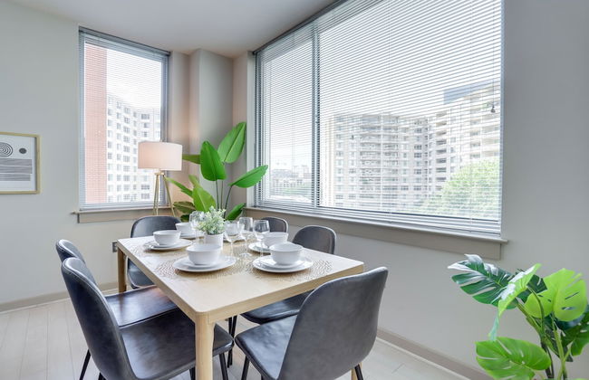 Cozy Condo Crystal City Rooftop - Foto 13