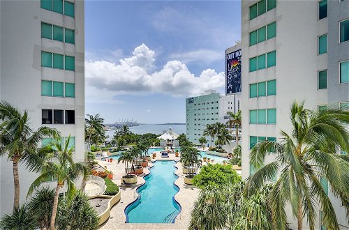 Photo 21 - Miami Vacation Rental w/ Balcony, Pool & Hot Tub