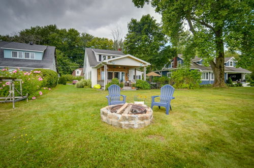 Foto 15 - Lakefront NY Getaway w/ Boat Dock + Kayak