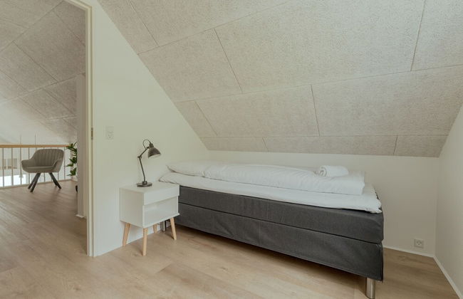 Dahlastova | Stunning Boathouse | Bay View | 3Br - Photo 5