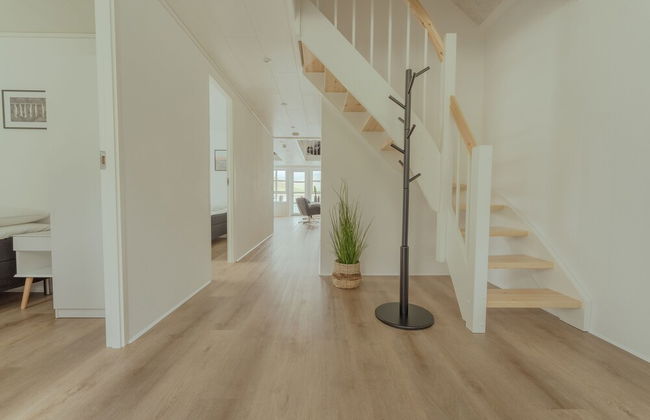 Dahlastova | Stunning Boathouse | Bay View | 3Br - Photo 19