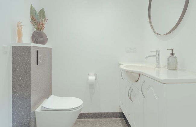 Dahlastova | Stunning Boathouse | Bay View | 3Br - Photo 18