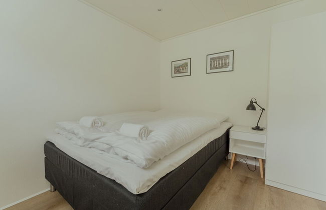 Dahlastova | Stunning Boathouse | Bay View | 3Br - Photo 3