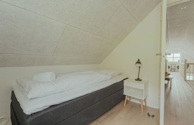 Dahlastova | Stunning Boathouse | Bay View | 3Br - Photo 6