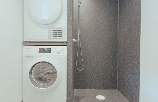 Dahlastova | Stunning Boathouse | Bay View | 3Br - Photo 17