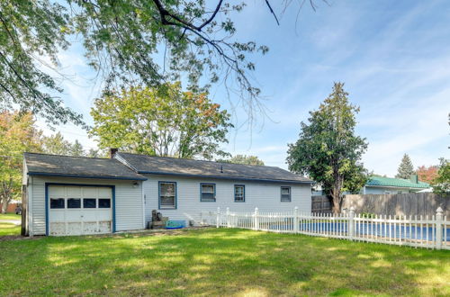 Photo 3 - South Burlington Home w/ Seasonal Pool