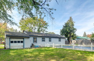 Photo 3 - South Burlington Home w/ Seasonal Pool