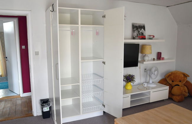 Lovely Town Apartment - Sleeps 5, Parking & Garden - Photo 15