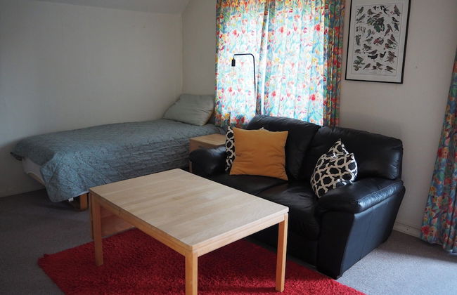 Lovely Town Apartment - Sleeps 5, Parking & Garden - Photo 24