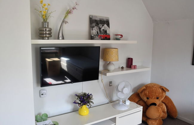 Lovely Town Apartment - Sleeps 5, Parking & Garden - Photo 19
