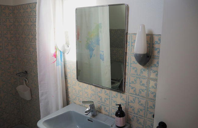 Lovely Town Apartment - Sleeps 5, Parking & Garden - Photo 9