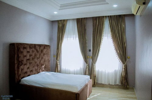 Foto 1 - Remarkable 3-bed Villa in Ajah Ogombo