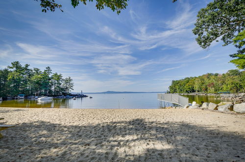 Foto 2 - Frye Island Family Cabin With Lake & Beach Access