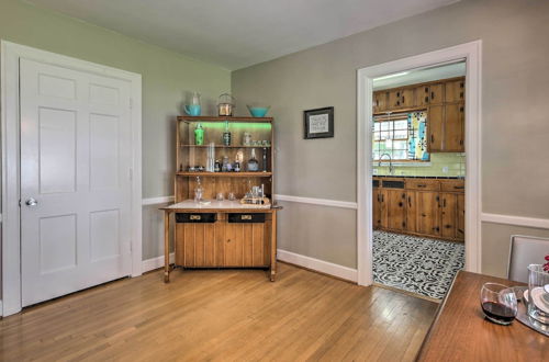 Photo 2 - Chic Lexington Apartment: 5 Mi to Keeneland