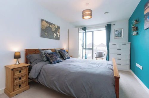 Photo 6 - Stylish & Cosy 2BD Flat - Old Market