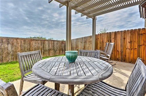 Photo 18 - College Station Townhouse w/ Private Patio