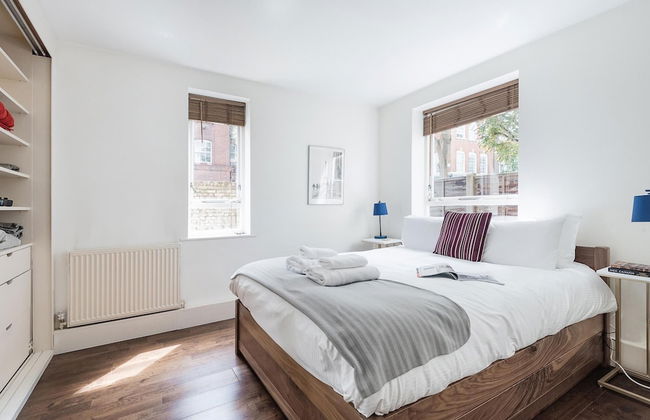 Bright and Stylish Apartment in Trendy Islington by Underthedoormat - Foto 1