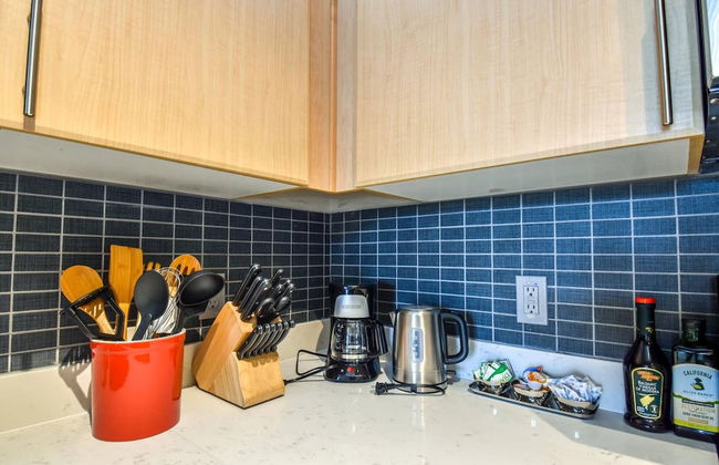 Plano Urban 2BD 2BA Apartment - Photo 15