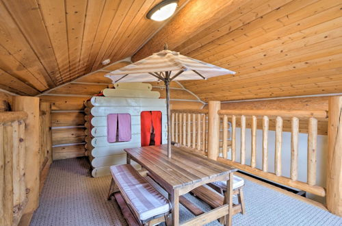Photo 17 - Cozy Fairplay Log Cabin w/ Deck: 26 Mi to Breck