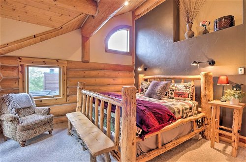 Photo 8 - Cozy Fairplay Log Cabin w/ Deck: 26 Mi to Breck
