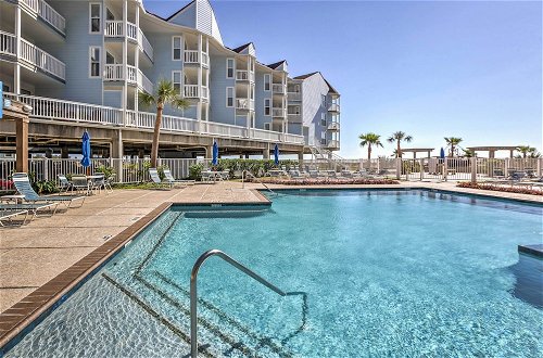 Photo 19 - Beachfront Galveston Vacation Rental w/ Pool