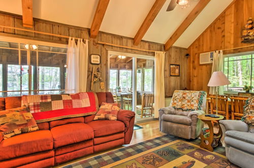 Photo 7 - Lakefront Cumberland Cabin With Dock & Fire Pit