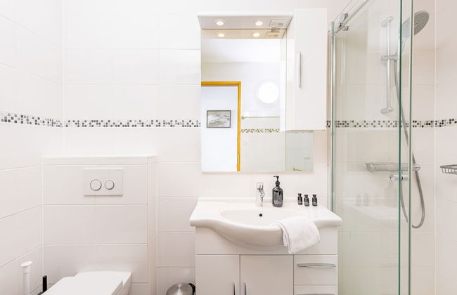 App Les Lupins 16 - Foto 2