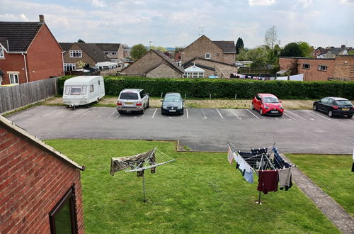 Photo 24 - Cosy 1-bed Apartment in Swindon, Private Parking