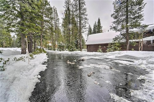 Foto 6 - Updated Tahoe Donner Cabin w/ Golf Course Views
